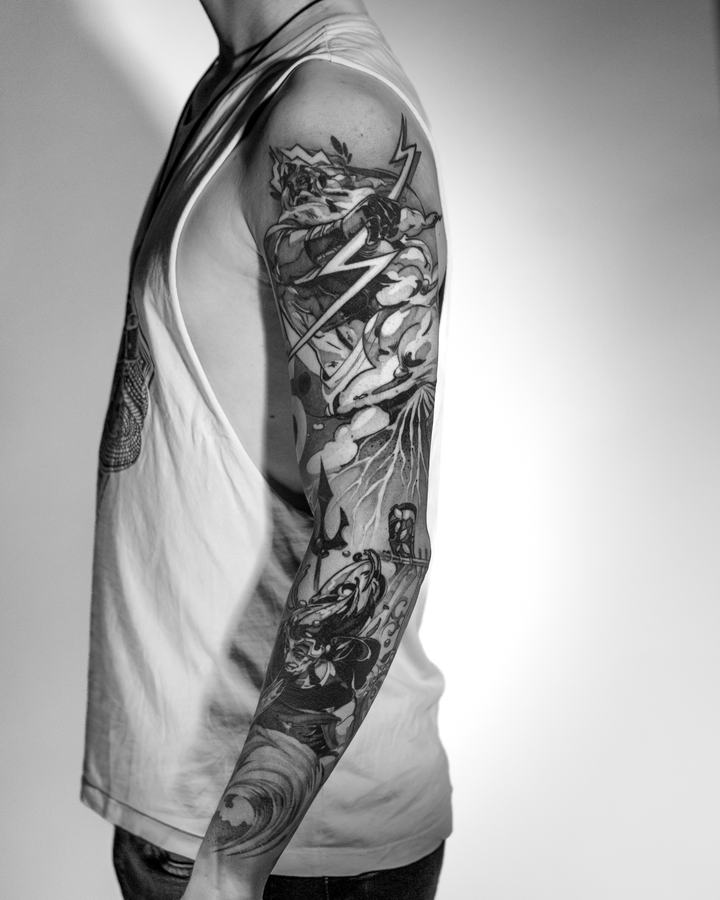 Sleeve in Schwarz und Grau